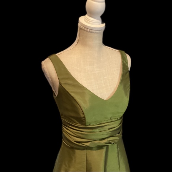 Davids Bridal D02101 Green Fit and Flare Dress Bridesmaid Short Gown 2/S NWOT - Picture 3 of 16